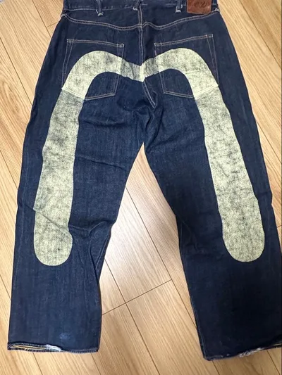 EVISU Lot 2001 デニムパンツ
