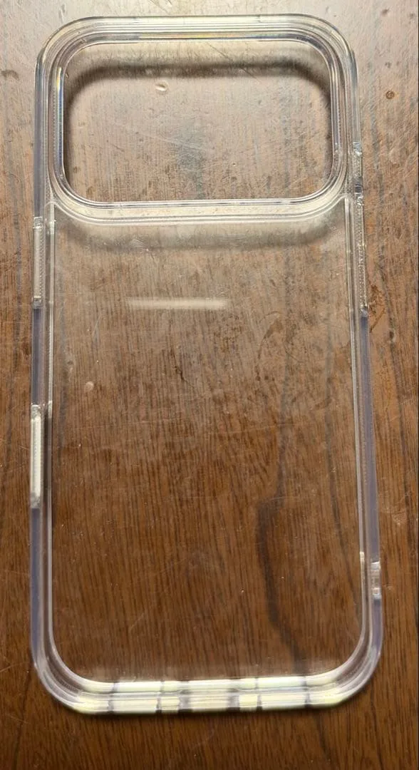 iPhone 18pro用 クリアケース