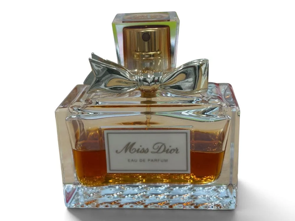 ☆ Miss Dior Eau de Parfum 50㎖ 残量5割