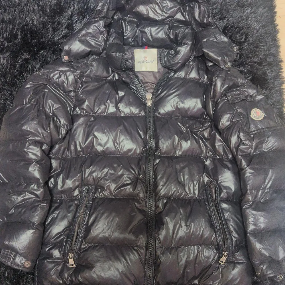 MONCLER ダウンジャケット ブラック