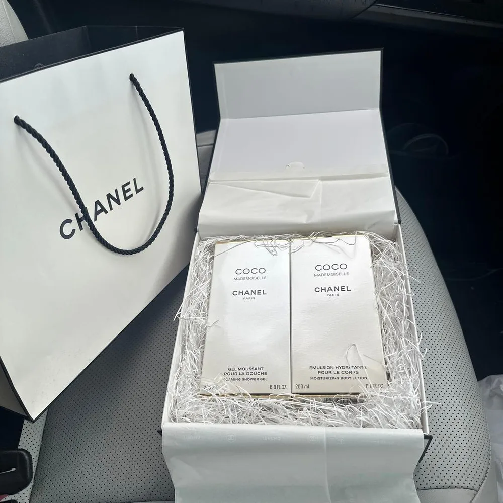 CHANEL COCO MADEMOISELLE ボディケアセット