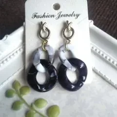 ハンドメイド マーブルチェーンチタンピアス