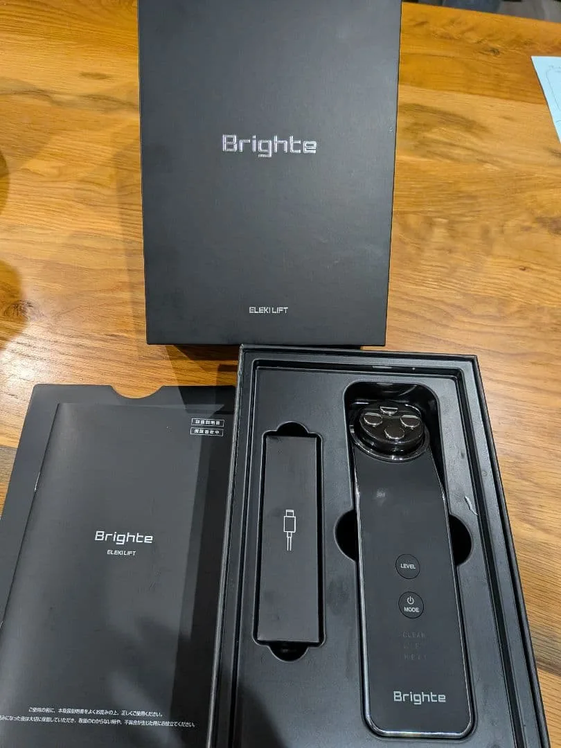 Brighte ELEKILIFT 美顔器 本体