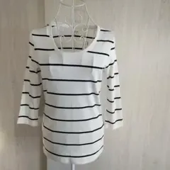 未使用品 UNIQLOユニクロ 七分袖カットソーボーダー柄 M