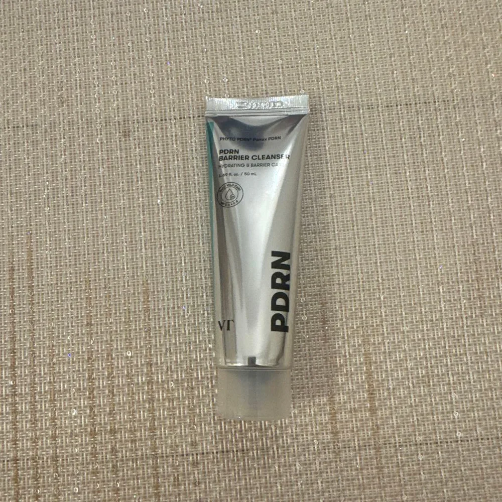 VT PDRN BARRIER CLEANSER 50mL