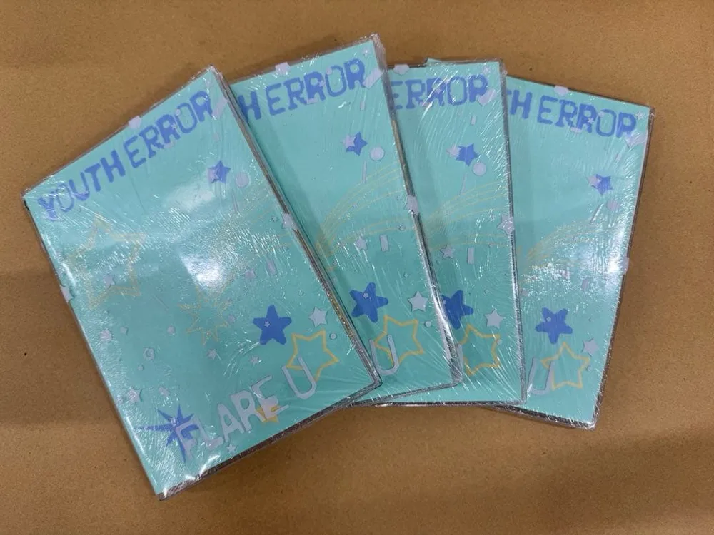 FLAREU อัลบั้มใหม่ยังไม่ได้เปิด 4 ชิ้น ชุด Flareu Flare คุณ