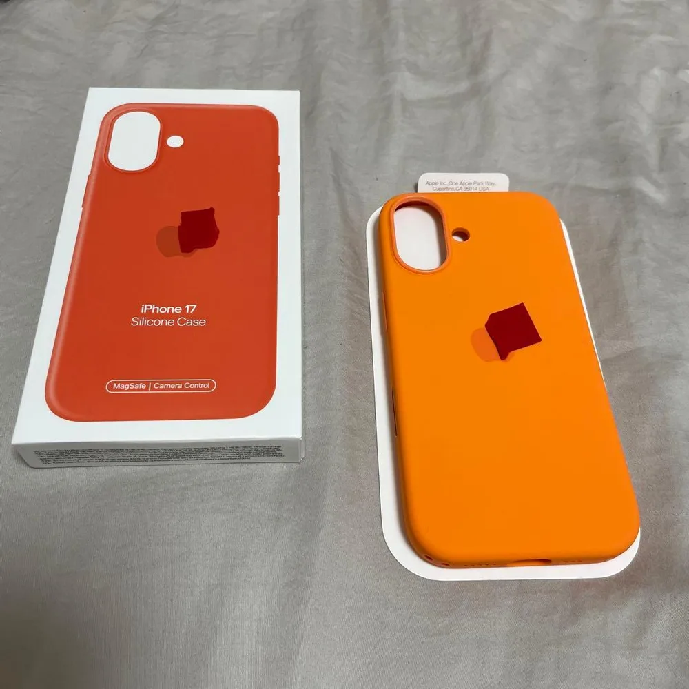 新品未開封-互換品 iPhone17シリコンケース MagSafe対応