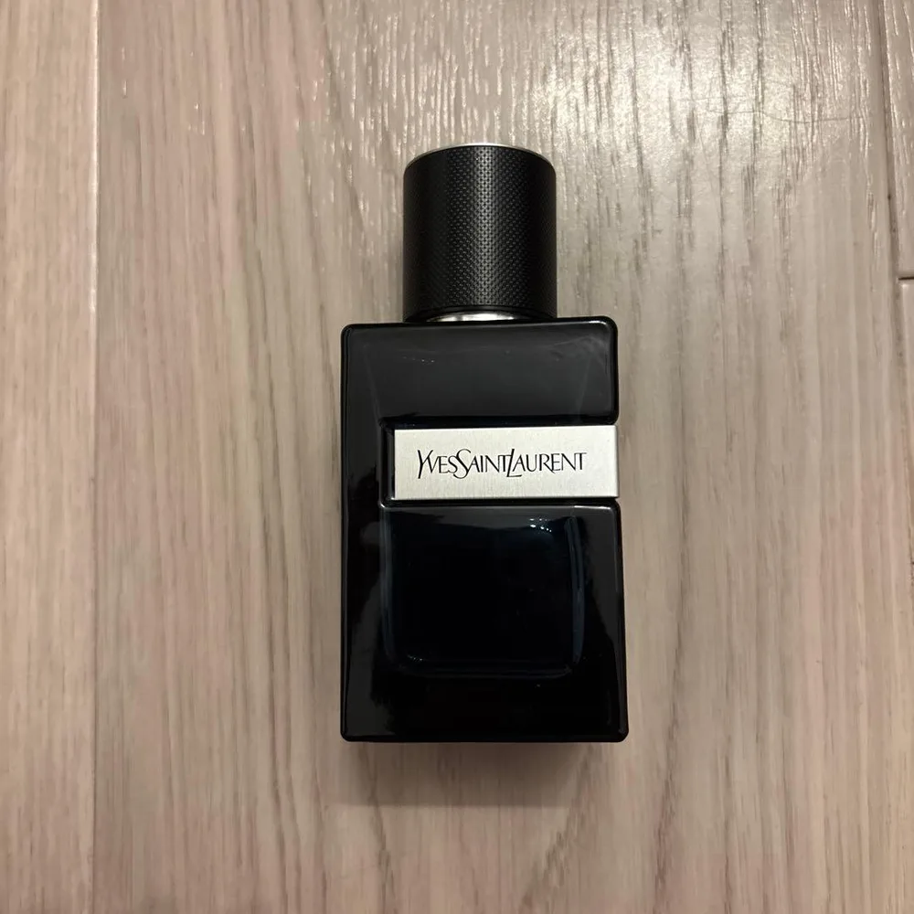 YVES SAINT LAURENT Y オードパルファム 60ml
