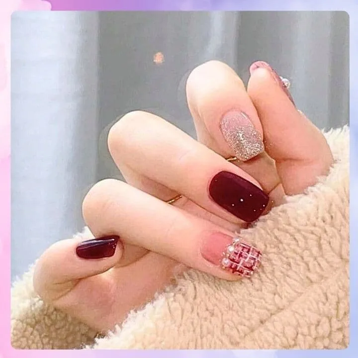 大人ガーリー 深紅ツイード ネイルチップ 上品 可愛い デザイン バレンタイン