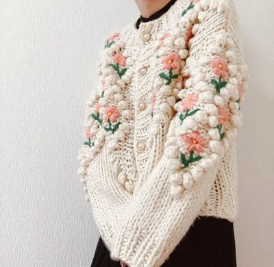 新品 花柄刺繍 ニット カーディガン ホワイト アイボリー ニットカーディガン