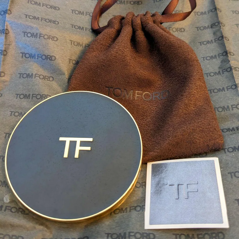 ★週末セール★新品未使用 / コンパクトミラー / 手鏡 / TOM FORD