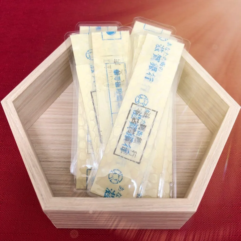 สุ่มรูป 1 ตัว◆♣ เครื่องรางนำโชคคล้ายเข็มขัดเงินรูปงูขาว ✿◆ ขอให้โชคดี