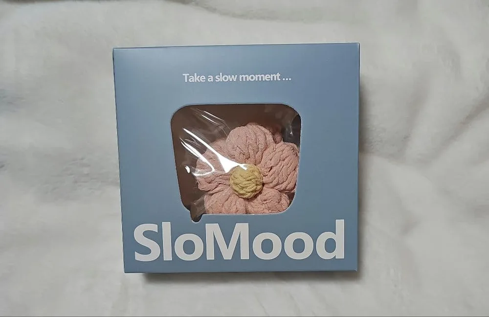 SloMood フラワー(ピンク)まんまニット スクイーズ スロムード 替え袋付