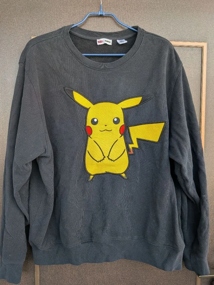 Levi's x Pokémon ピカチュウ スウェット ブラック
