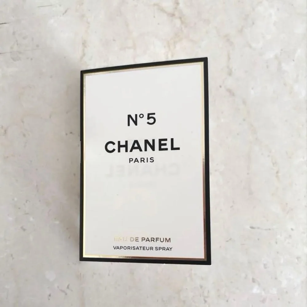 シャネル N°5オードゥパルファム1.5㎖ CHANEL シャネル 新品未使用