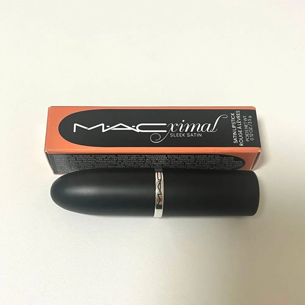MAC フレッシュポット836 マキシマルスリークサテンリップスティック ヌード