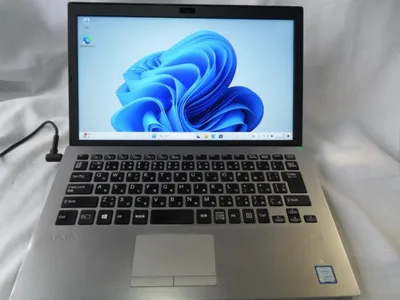 高速!軽量VAIO 13.3inc i5(8th) SSSD256 MEM8GB