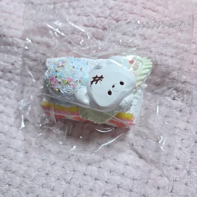 momocoluv くまちゃん断面ケーキ アイスケーキ スクイーズ