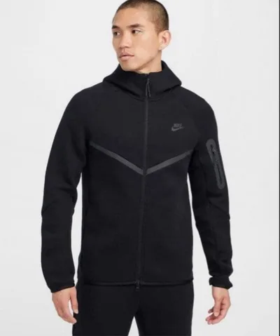 NIKE テックフリース パーカー