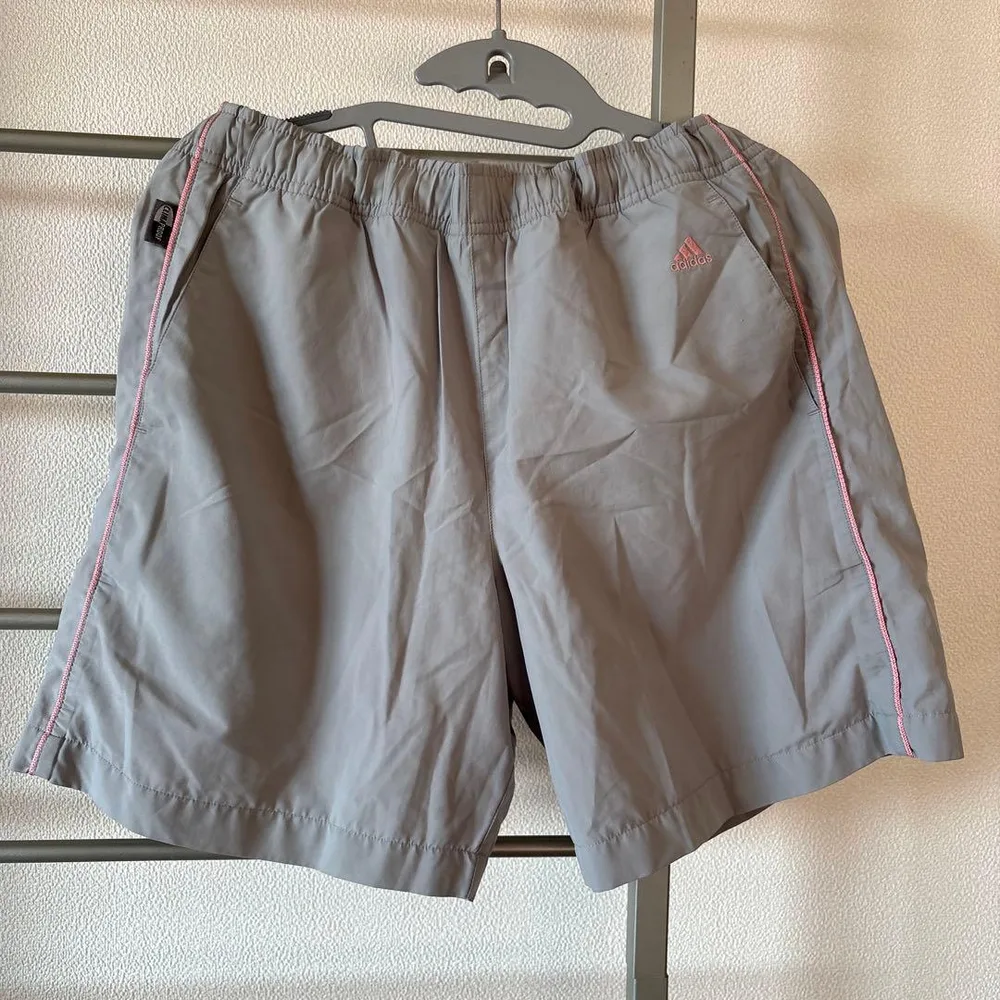adidas CLIMAPROOF ショートパンツ ランニング