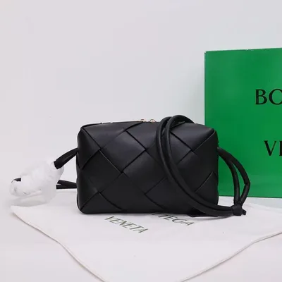 BOTTEGA VENETA ショルダーバッグ