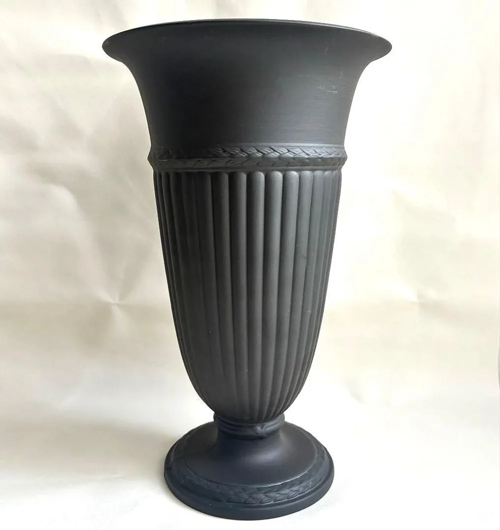 【WEDGWOOD】ウェッジウッド ブラックジャスパー 大型花瓶 25cm