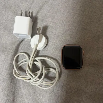 即購入⭕️美品!アップルウォッチ SE 40mm