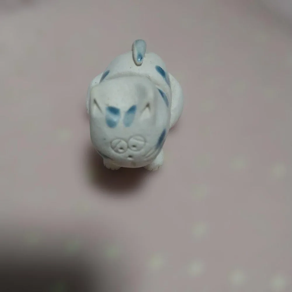 猫の置物 陶器製 ペーパーウェイト