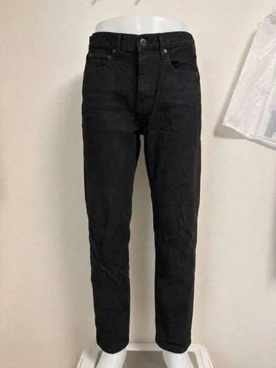 UNIQLO ジーンズ ブラック メンズデニムパンツ