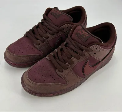 Nike SB Dunk Low City of Love Burgundy
