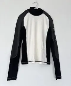 MARELLA TRICOT】レーヨン ハイネック バイカラー 袖スタッズロゴ