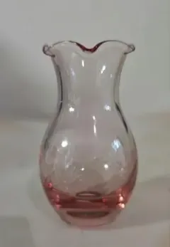 ピンク ガラス 花瓶 フリルエッジ 北一硝子 一輪挿し フラワーベース