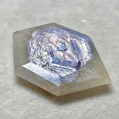 バイカラーサファイア シルバーシーン 9.0ct ミャンマー産 SL726