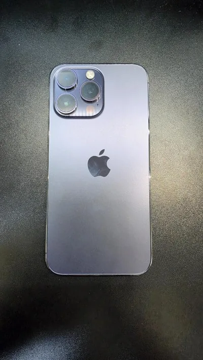 【即日発送】iPhone 14 Pro Max +純正ケース×5点他 付き