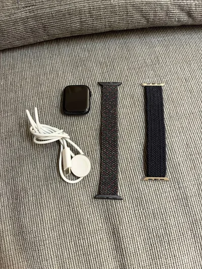 Apple Watch Series 7 GPS 45mm 充電器・バンド2本付