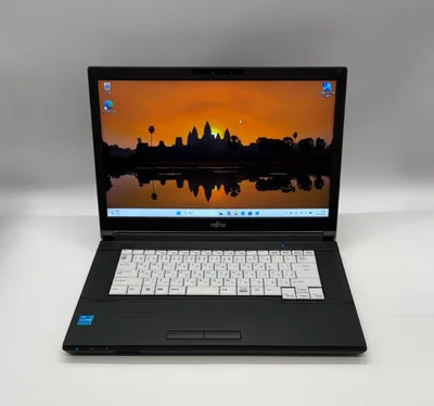 充電8回、第11世代、富士通、LIFEBOOK A5511、8GB、256GB