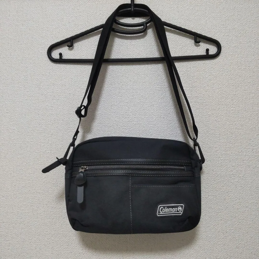 Coleman ショルダーバッグ ブラック