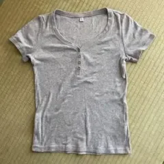 グレー 半袖Tシャツ