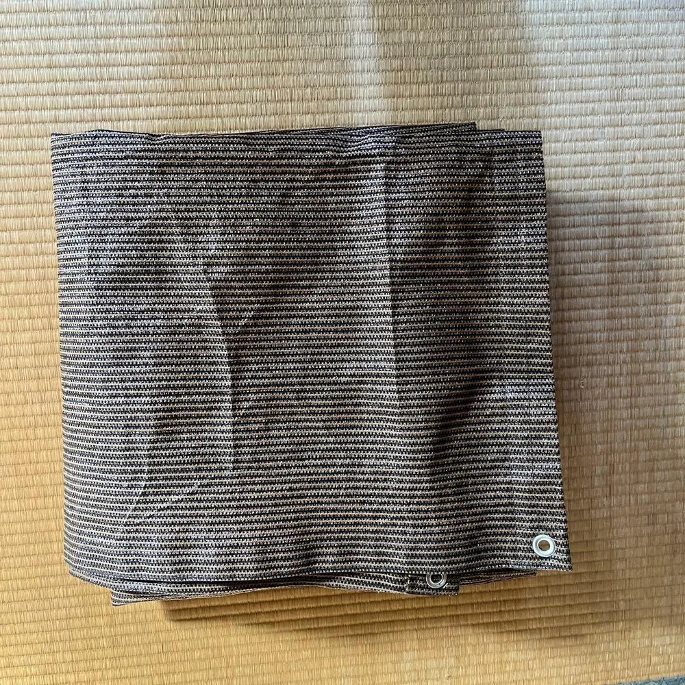 サンシェード 2m×2m 風や雨を通すタイプ