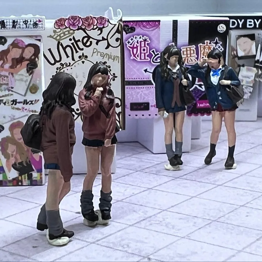 1/64 フィギュア ジオラマ 女子高生 セーラー服 ガール JK 4体セット