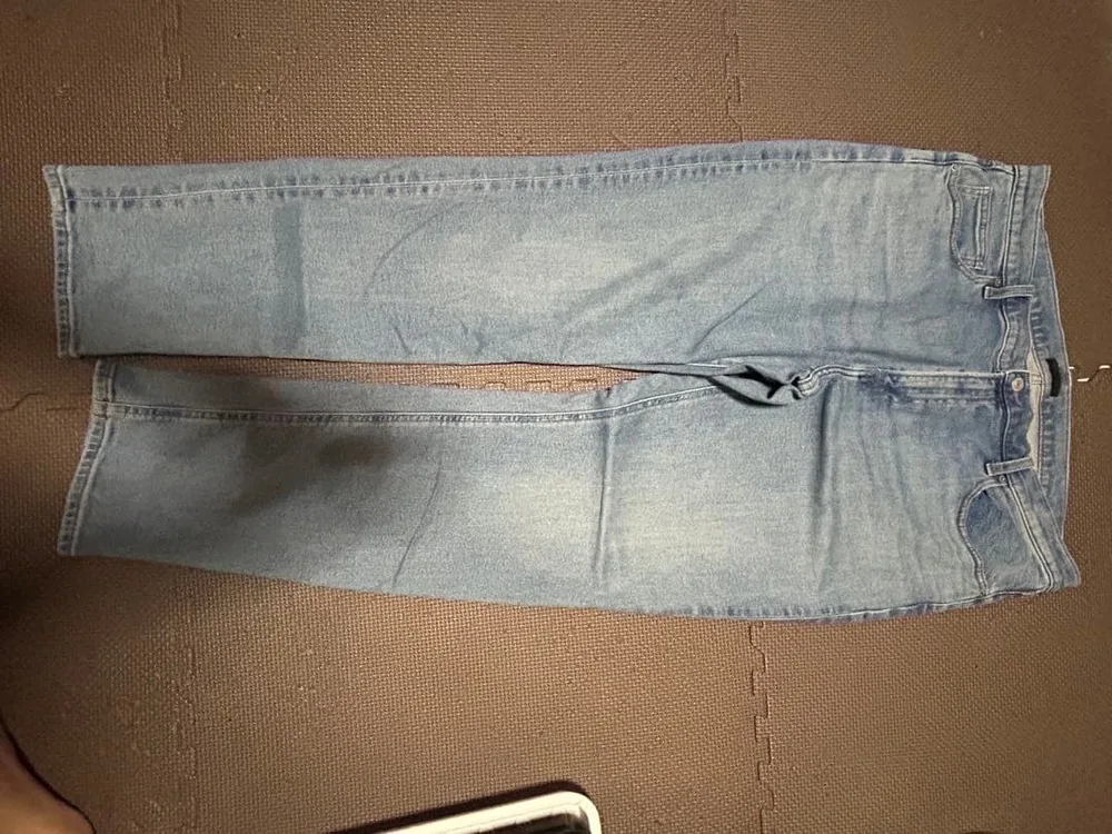 ユニクロ ストレートデニム 34