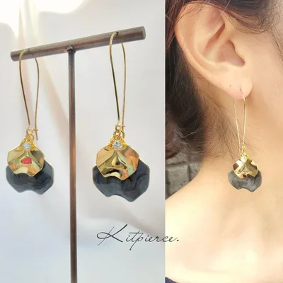 No.295 ブラック 花びら ゆらゆらペタルピアス イヤリング