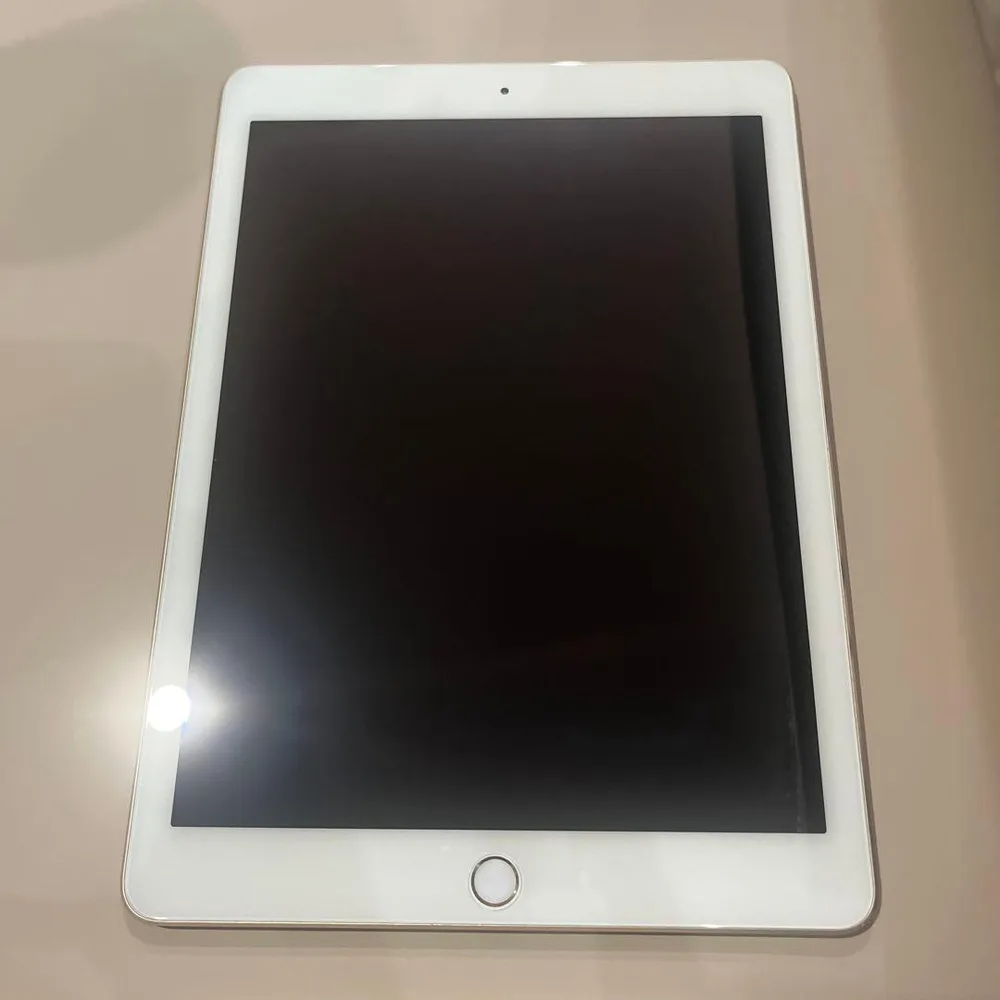 Apple iPad Pro 9.7インチ 32GB ゴールド