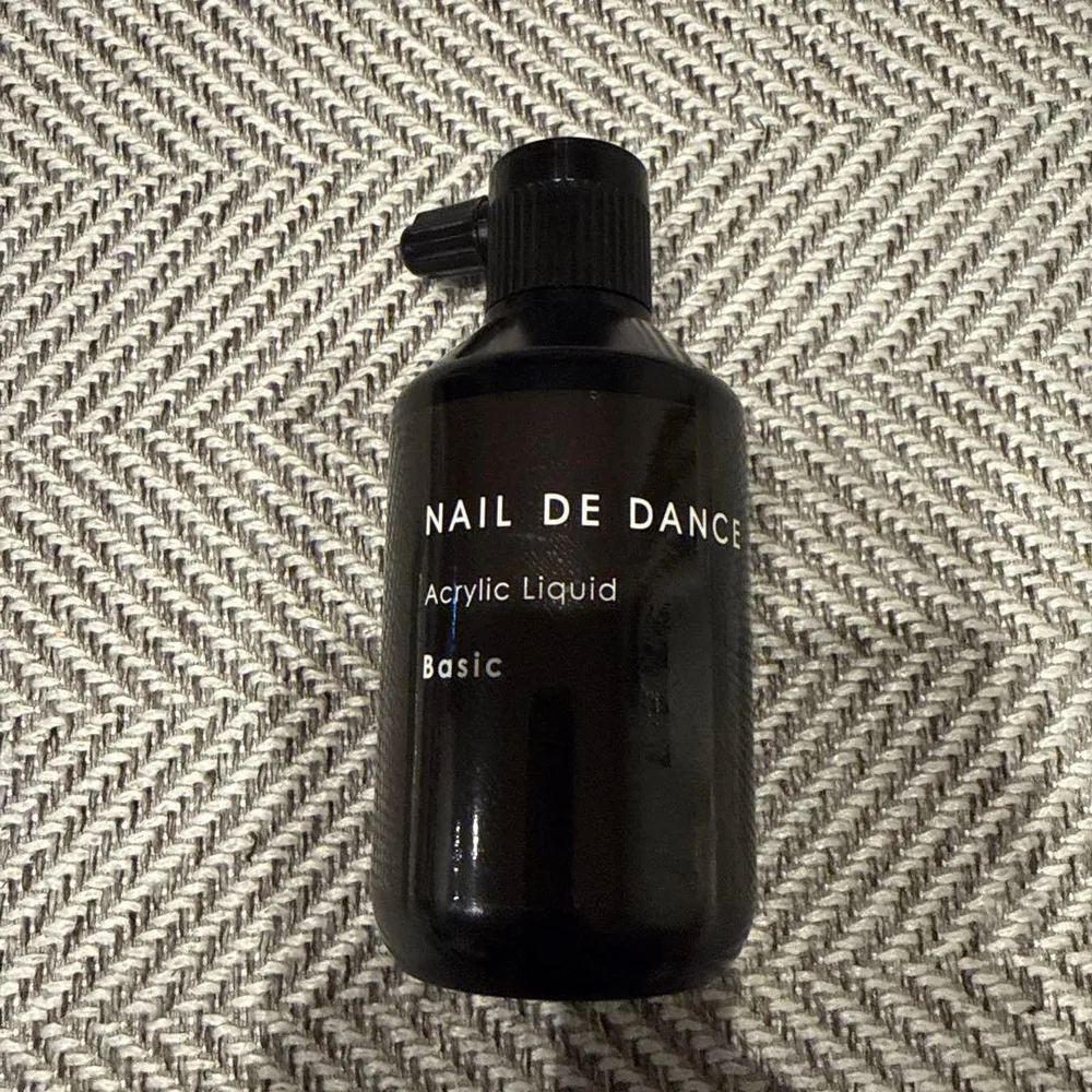 ネイルデダンス アクリルリキッド ベーシック 300ml