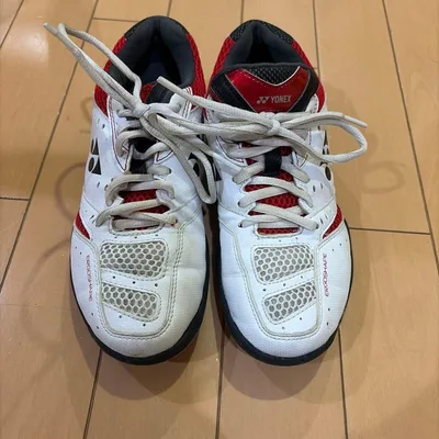 YONEX バドミントンシューズ ホワイト レッド