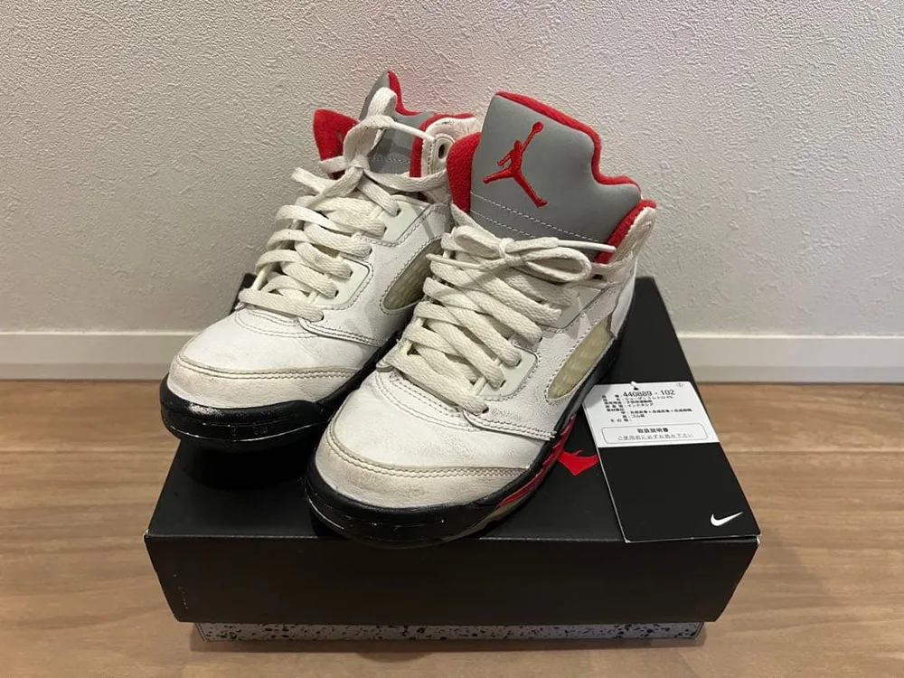NIKE エアジョーダン5 レトロ