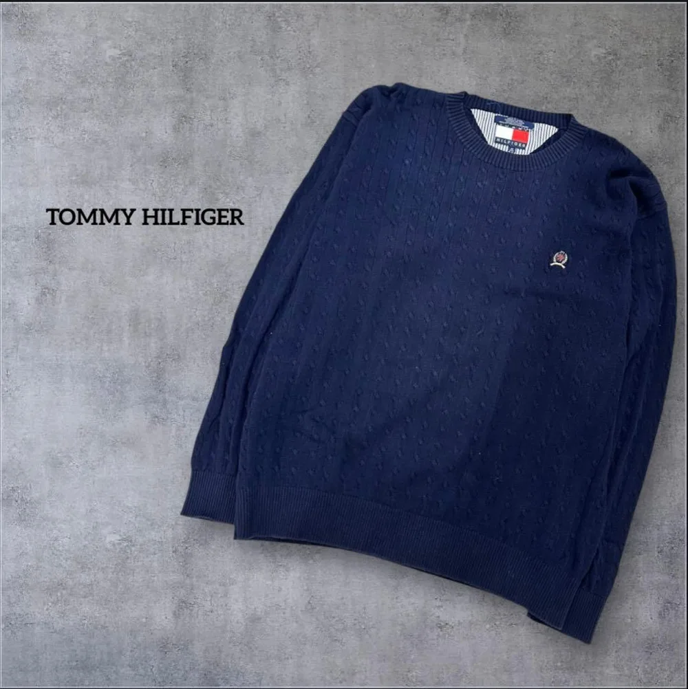 トミーヒルフィガー ワンポイントロゴ ニット 刺繍ロゴ 90s M