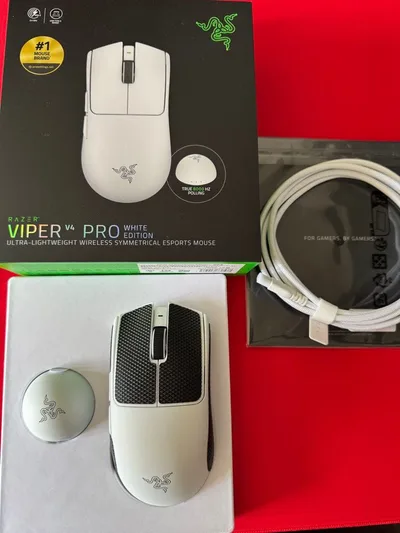 Razer VIPER V4 PRO White Edition