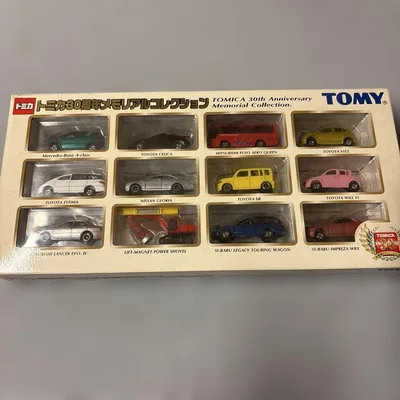 トミカ 30周年メモリアルコレクション 12台セット