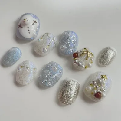 冬ネイル ネイルチップ 雪だるま クリスマスネイル オーロラブルー パール